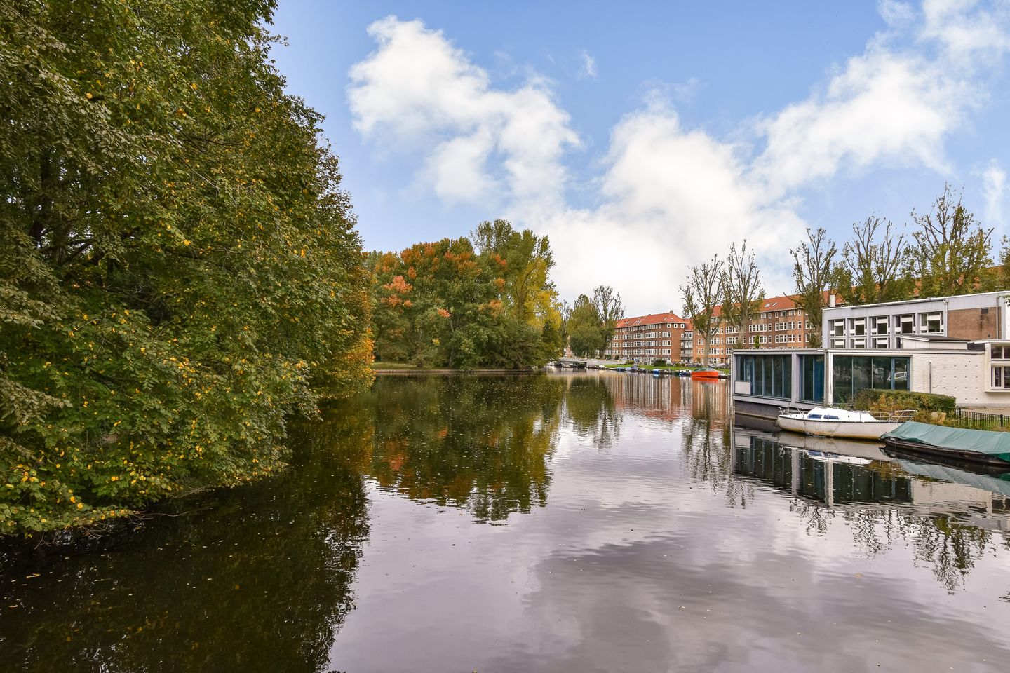 Foto 25 van Paramariboplein 53-4