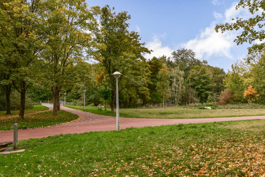 Foto 26 van Paramariboplein 53-4