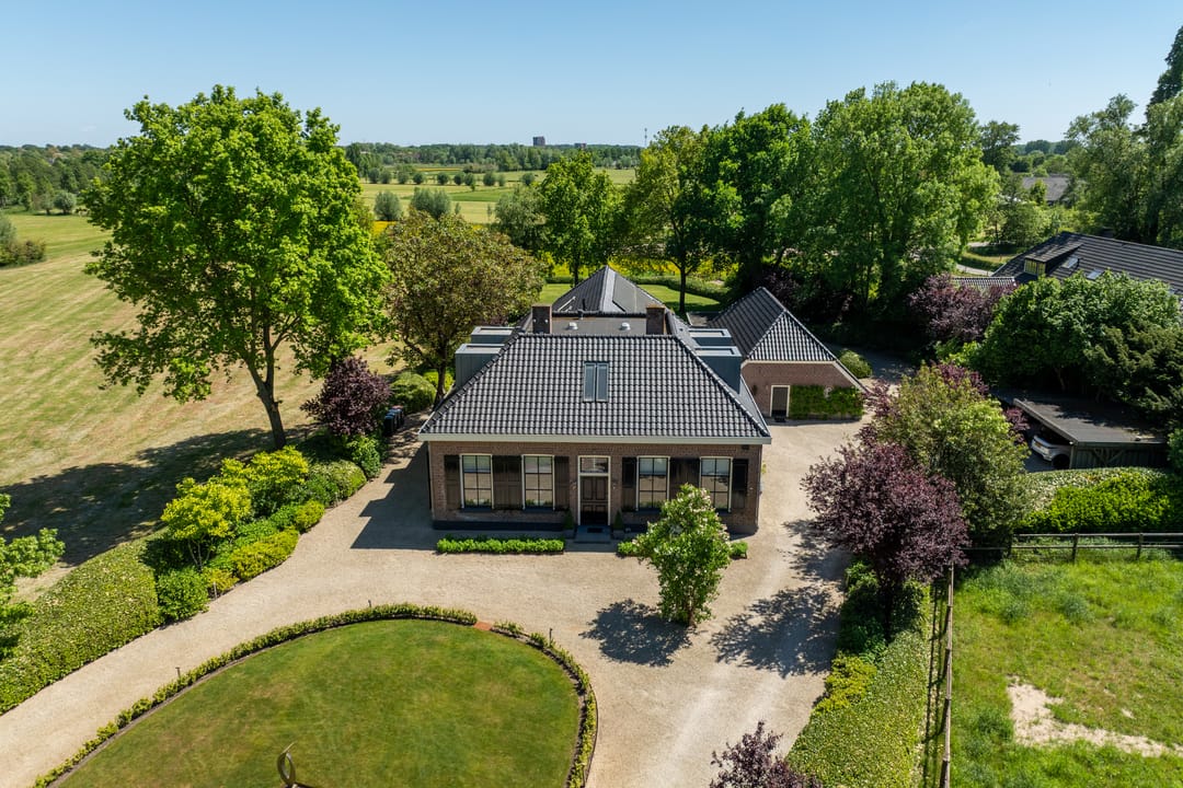 Foto 7 van Schellerbergweg 33