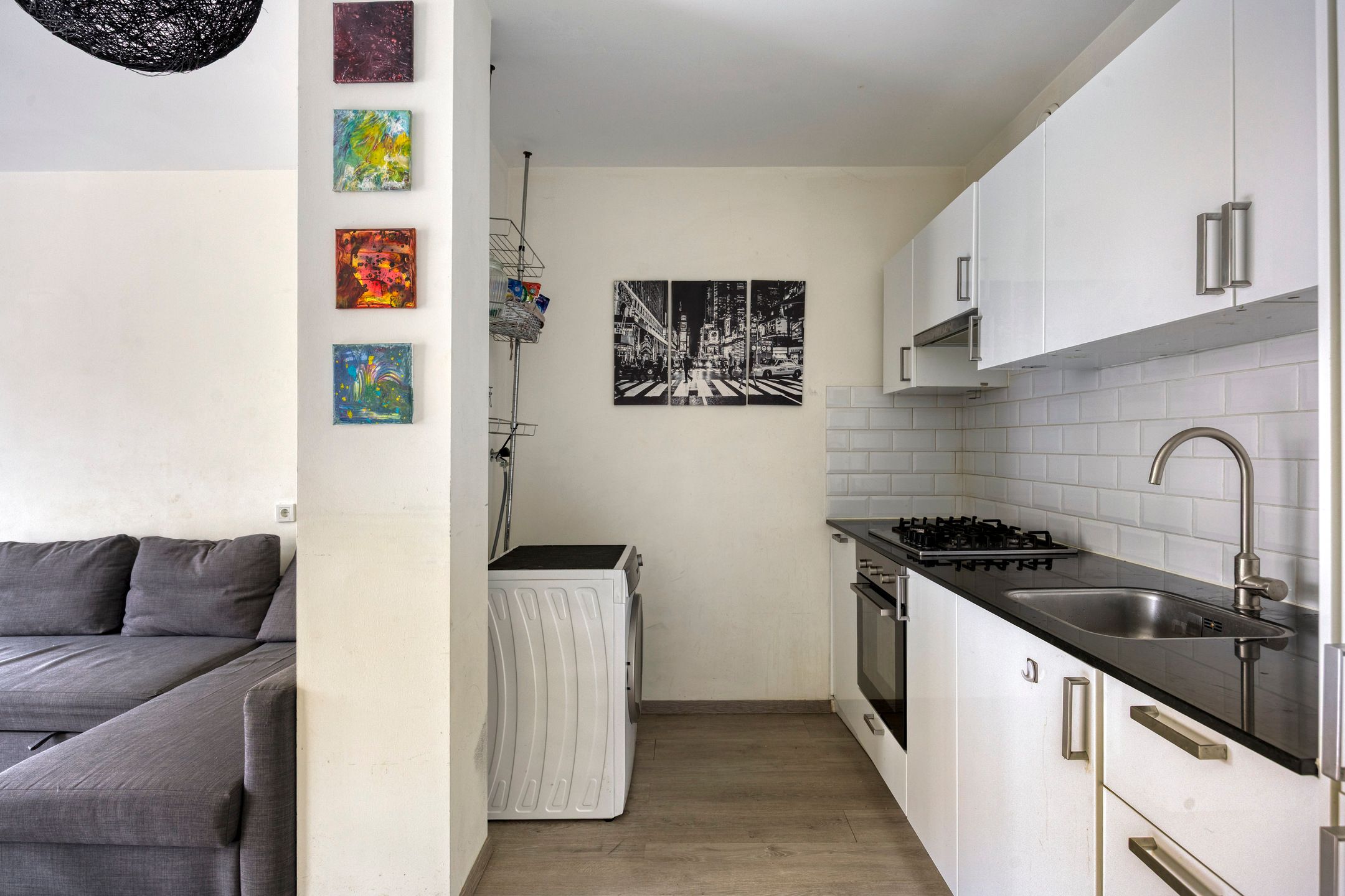Move-in ready 1-bedroom apartment with balcony and storage in green residential area — 18