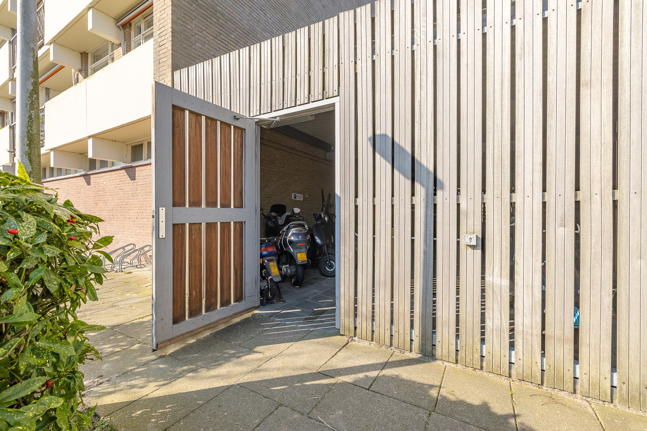 Foto 36 van Henry Dunantlaan 26