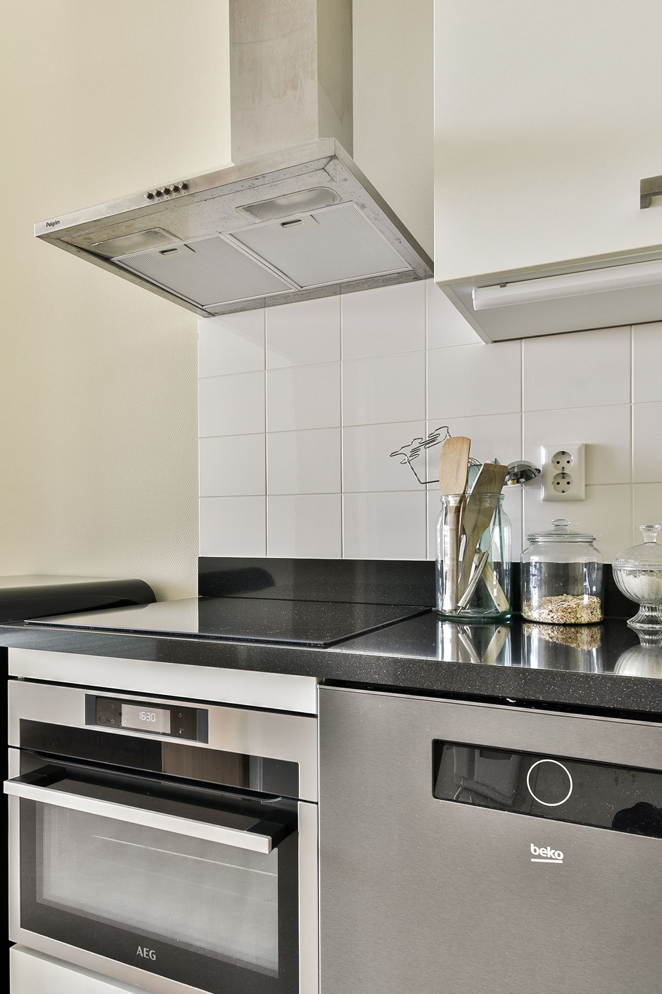 Photo 9 of Bos en Lommerplantsoen 107-A