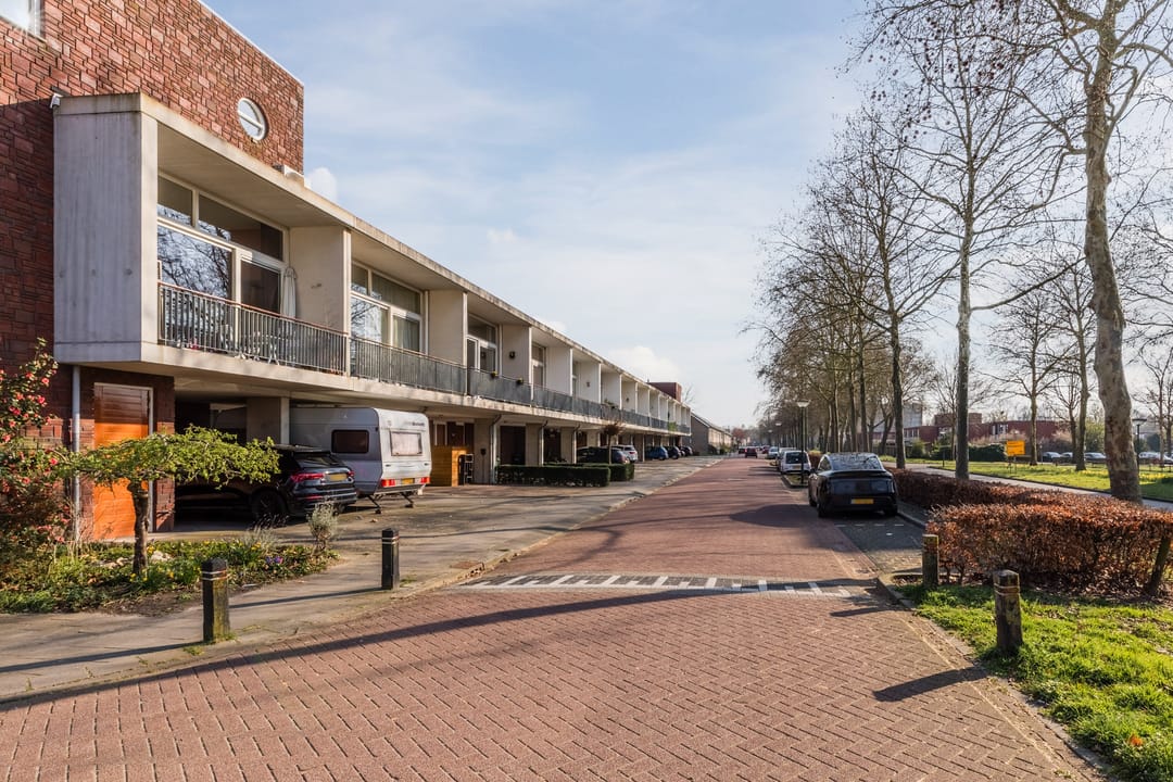 Photo 8 of Witte de Withstraat 21