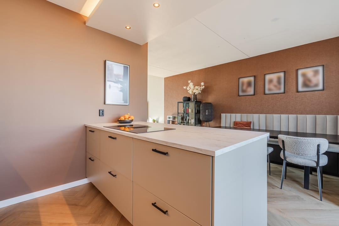 Photo 23 of Witte de Withstraat 21