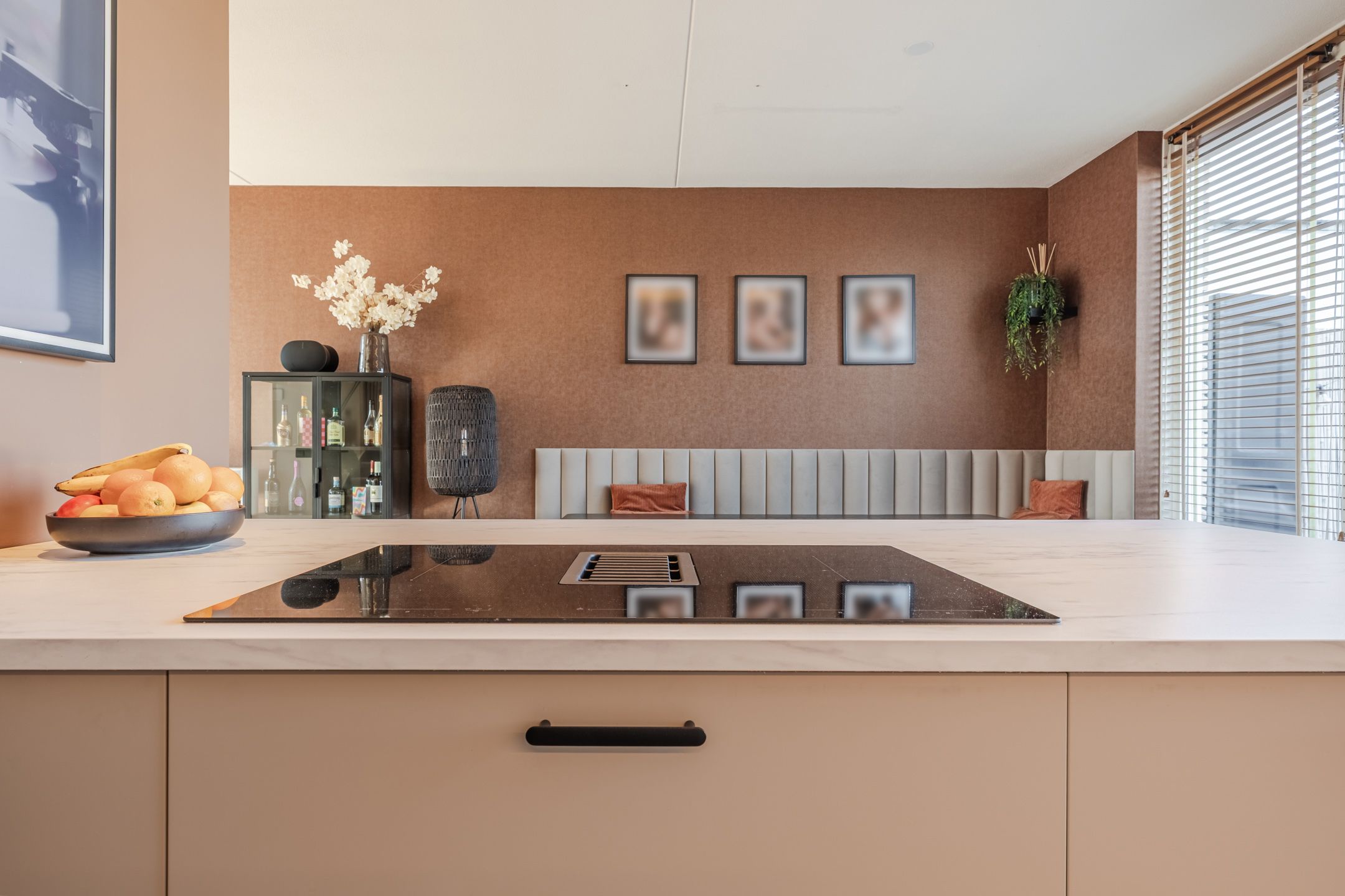 Photo 27 of Witte de Withstraat 21