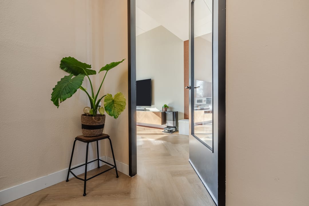 Photo 28 of Witte de Withstraat 21