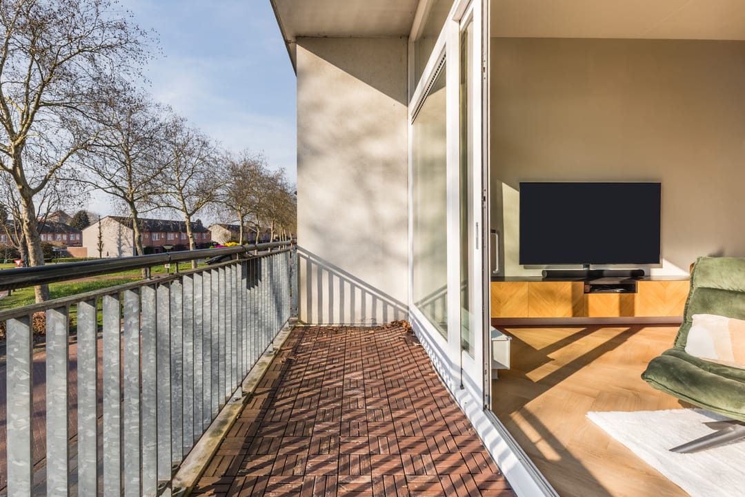 Photo 38 of Witte de Withstraat 21