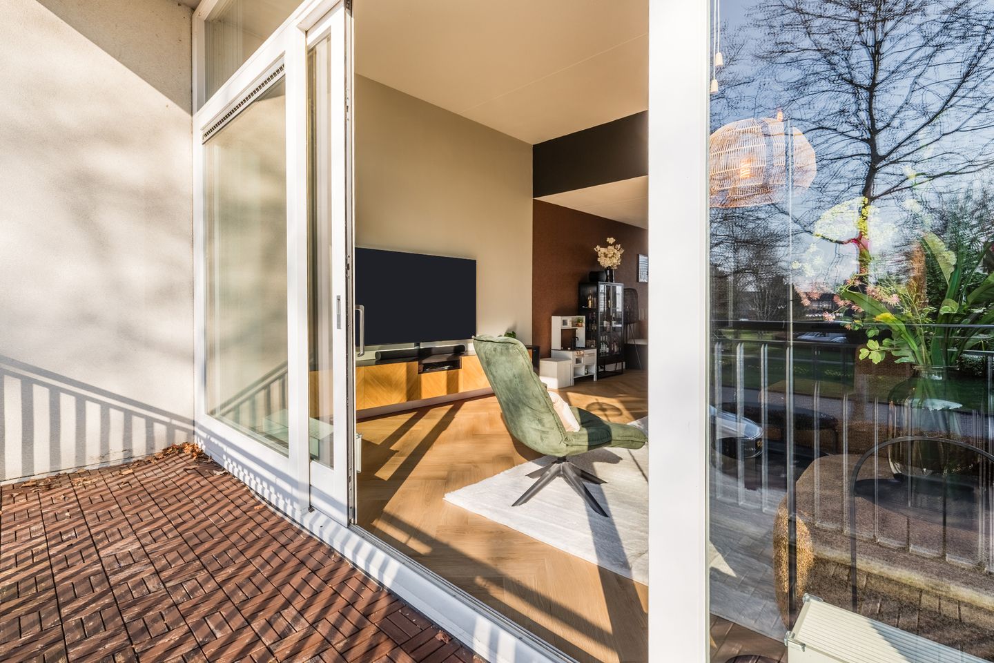 Photo 40 of Witte de Withstraat 21