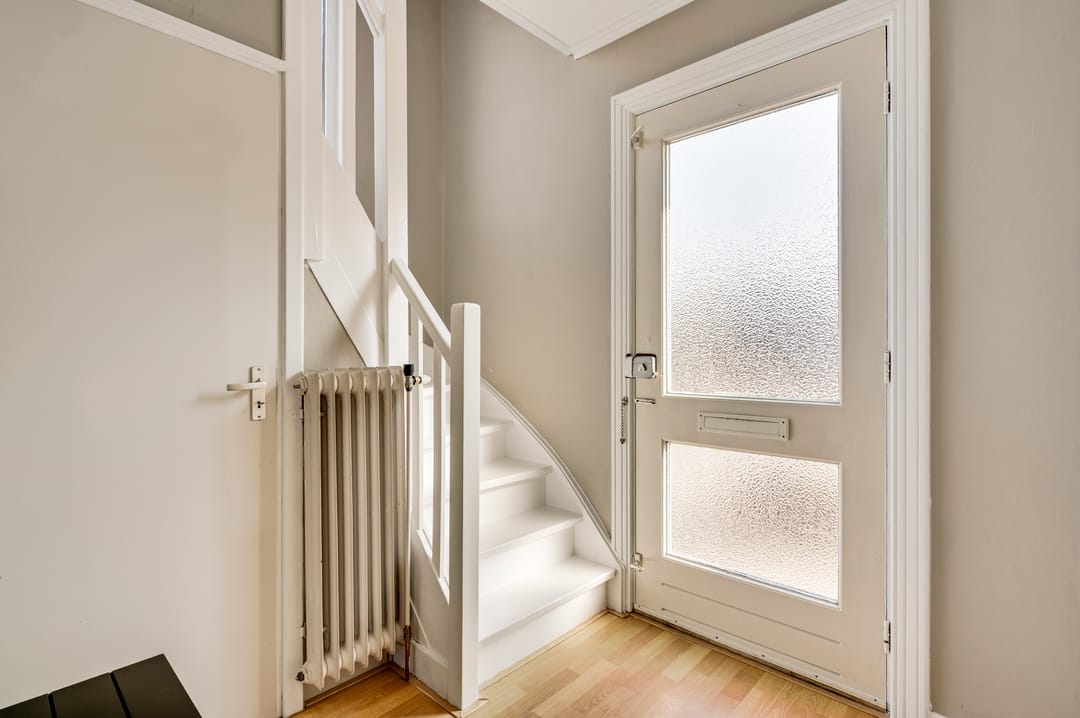 Photo 7 of Plantsoenstraat 1