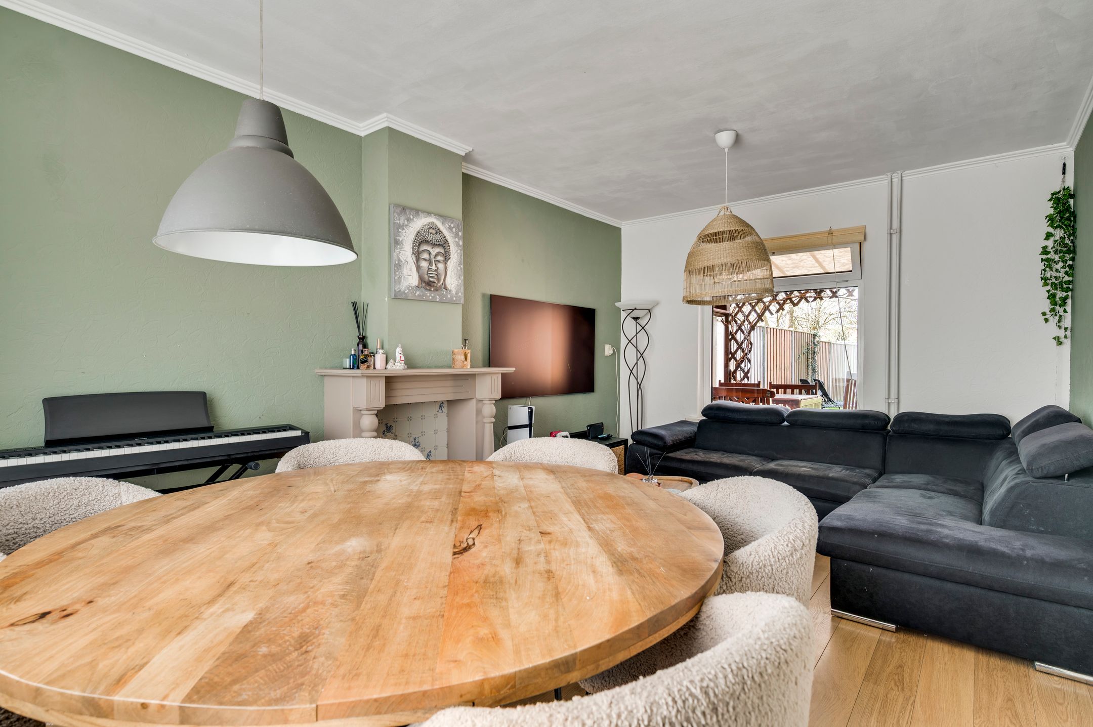 Photo 9 of Plantsoenstraat 1