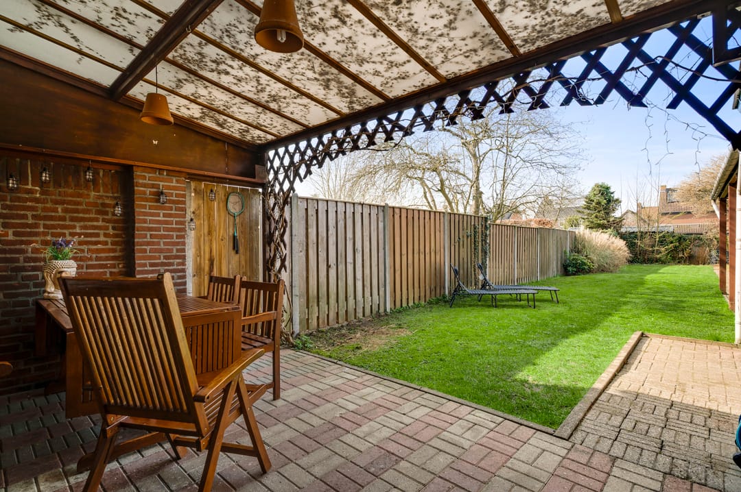 Photo 16 of Plantsoenstraat 1