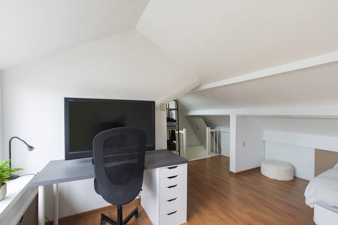 Well-Insulated Terraced House with Three Bedrooms in Krimpen aan de Lek — 26