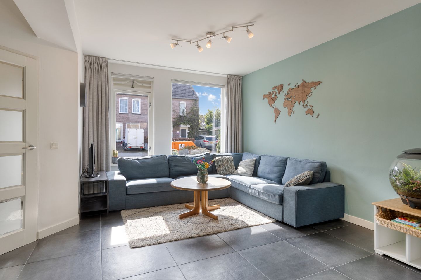 Photo 10 of Dauphinélaan 19