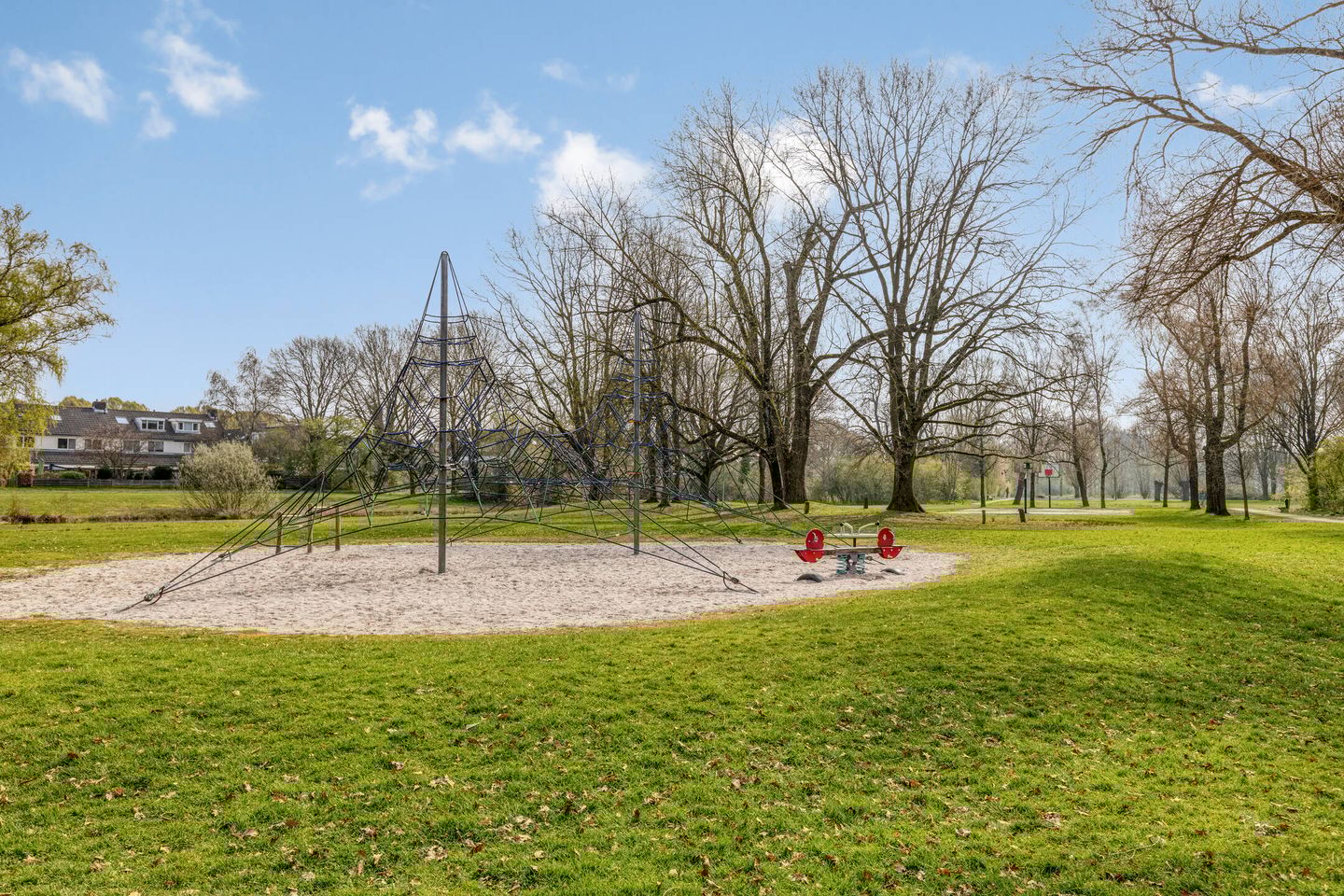 Photo 34 of Dauphinélaan 19