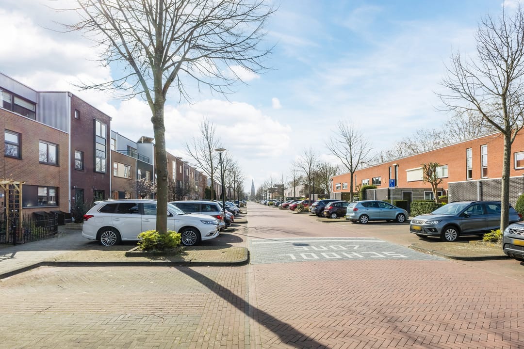 Foto 37 van De Ruijtbaan 8