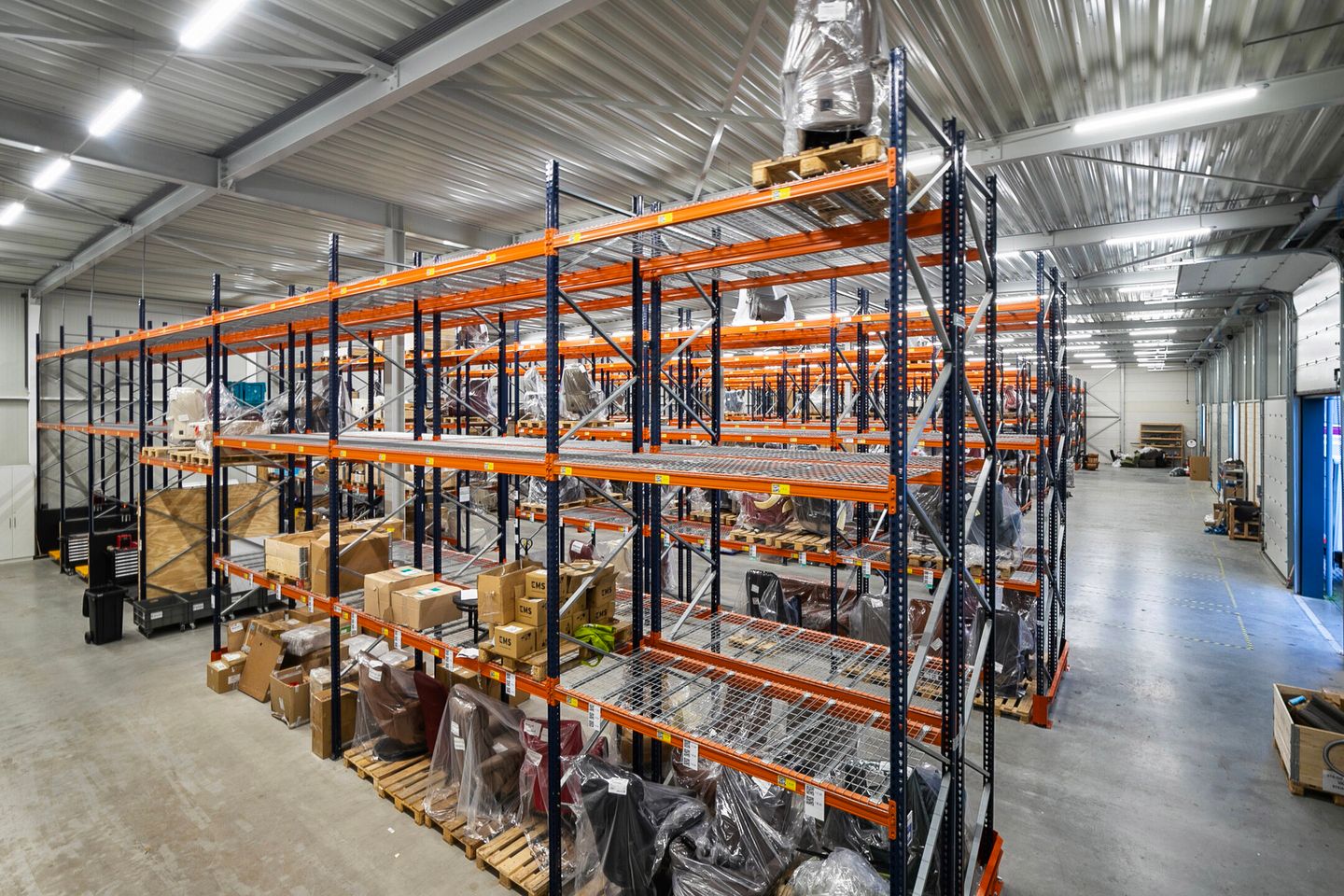 Bekijk foto 5 van Albaststraat 4