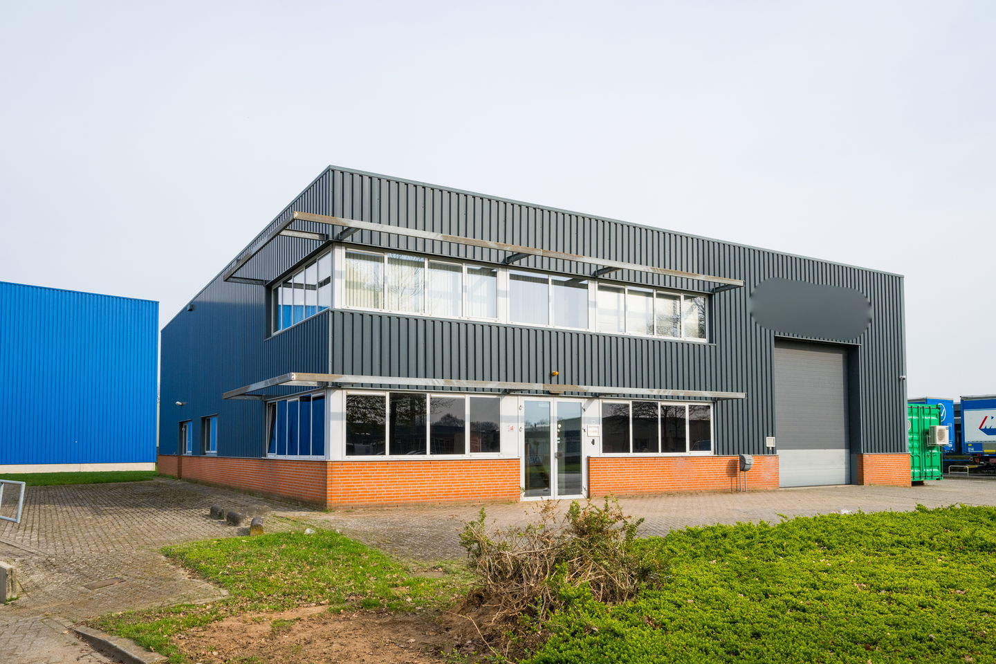 View photo 1 of Fabriekstraat 38