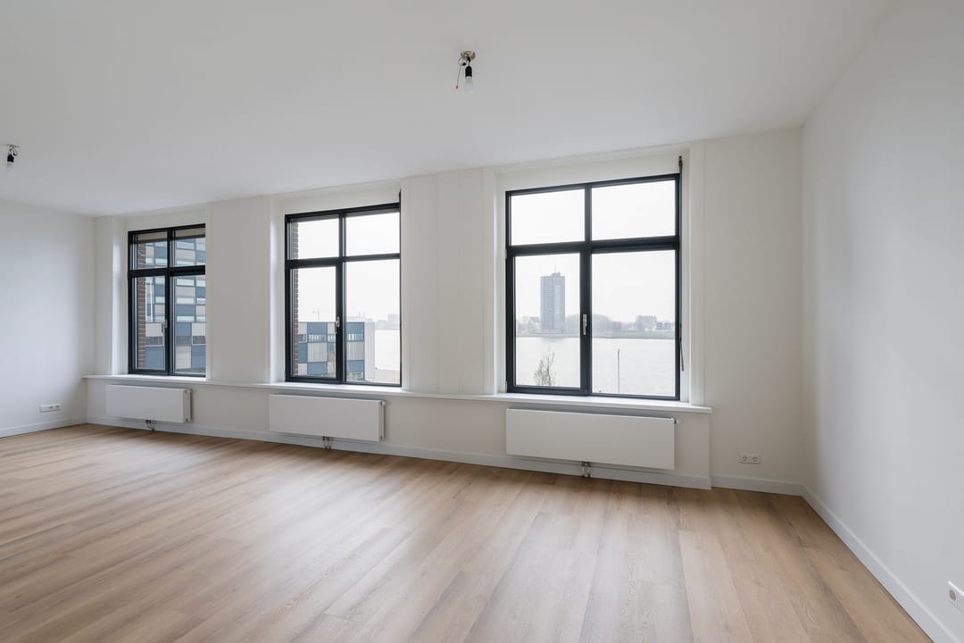 Foto 8 van Lloydstraat 43