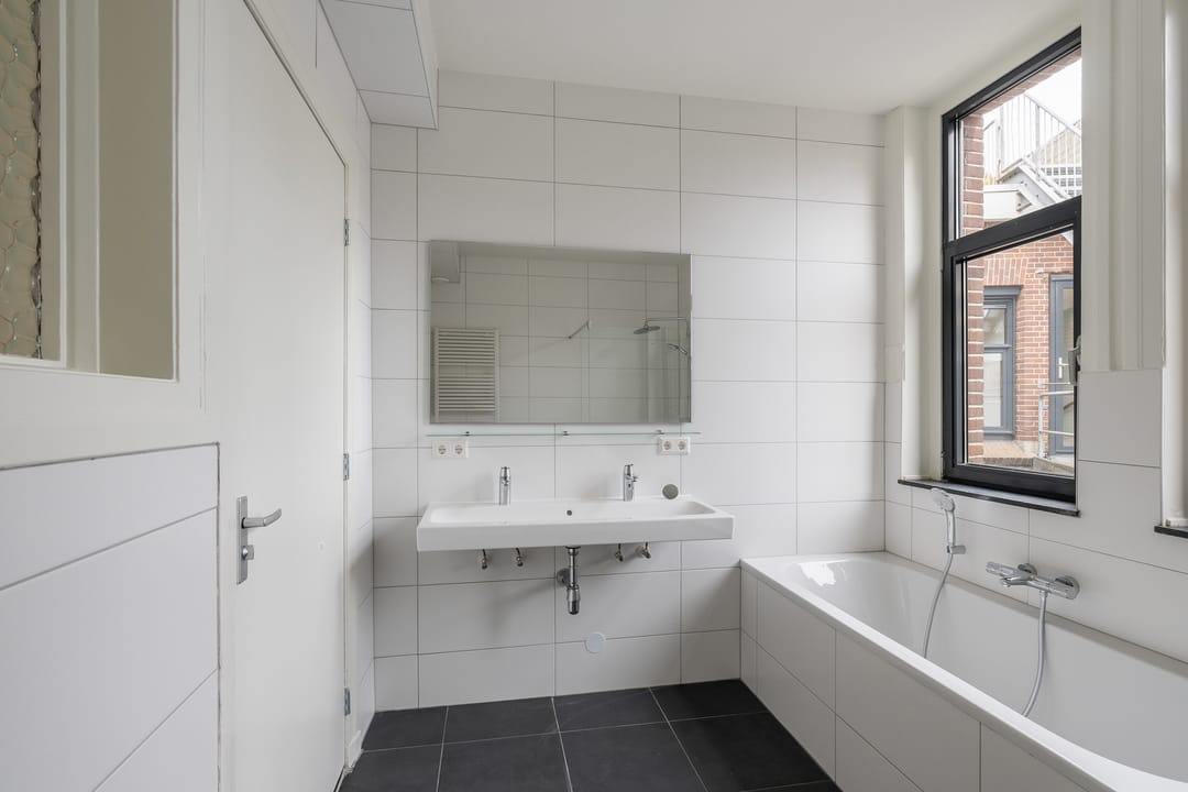 Foto 28 van Lloydstraat 43