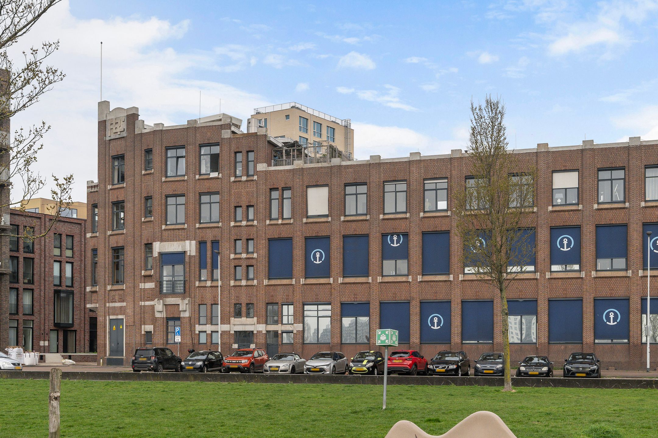 Foto 36 van Lloydstraat 43