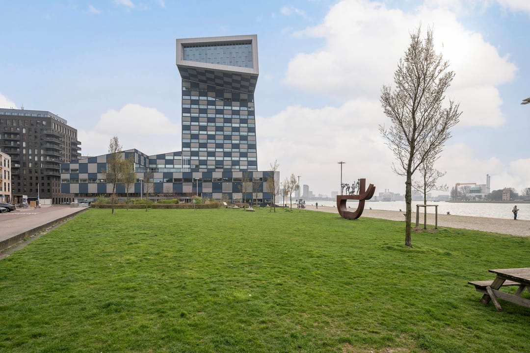 Foto 38 van Lloydstraat 43