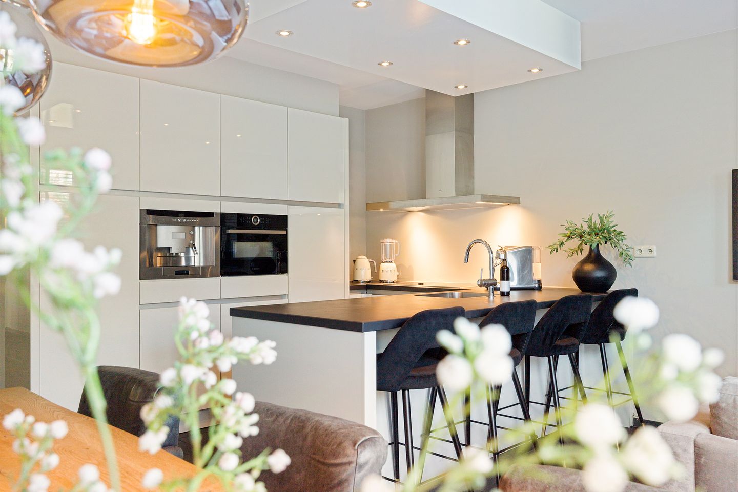 Spacious Move-in Ready Home in Popular De Laares Neighborhood — 17
