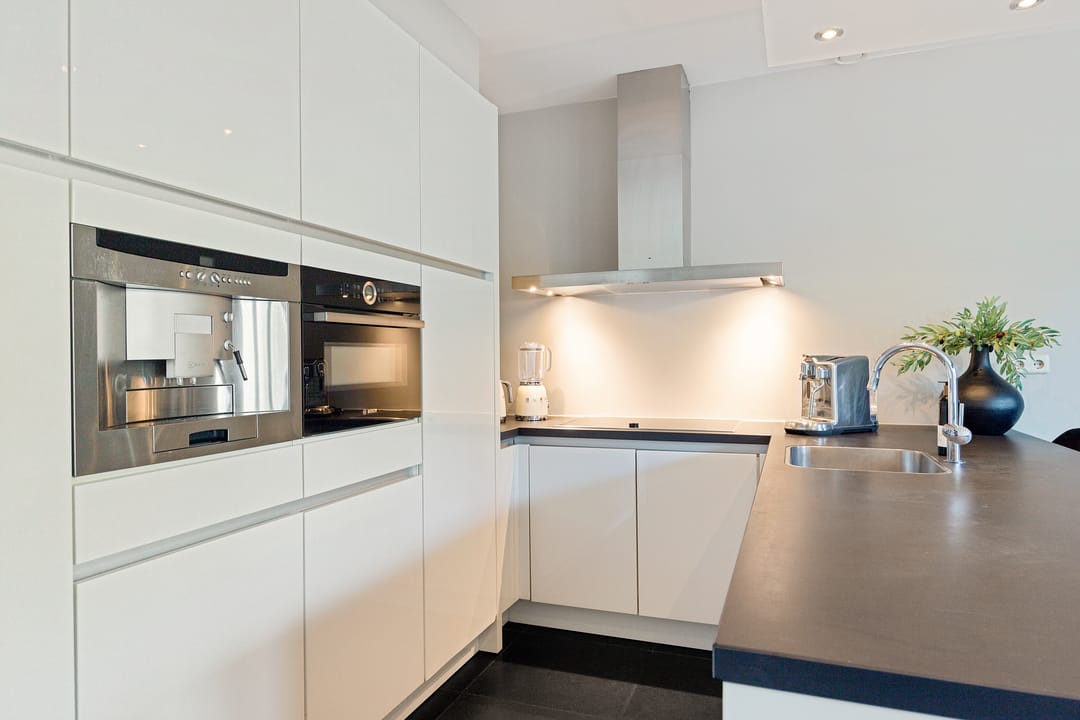 Spacious Move-in Ready Home in Popular De Laares Neighborhood — 20