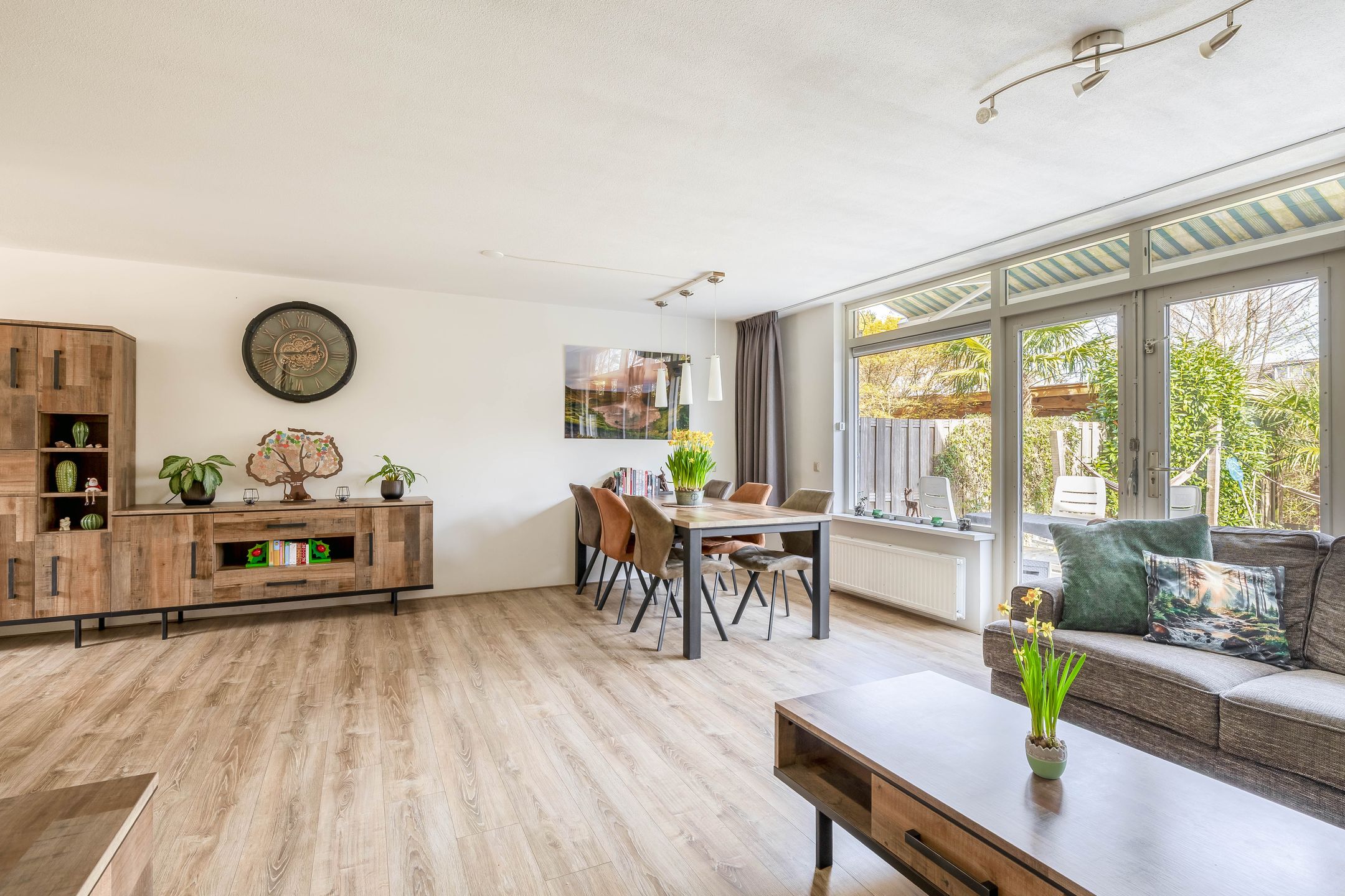 Foto 12 van Damhertstraat 42