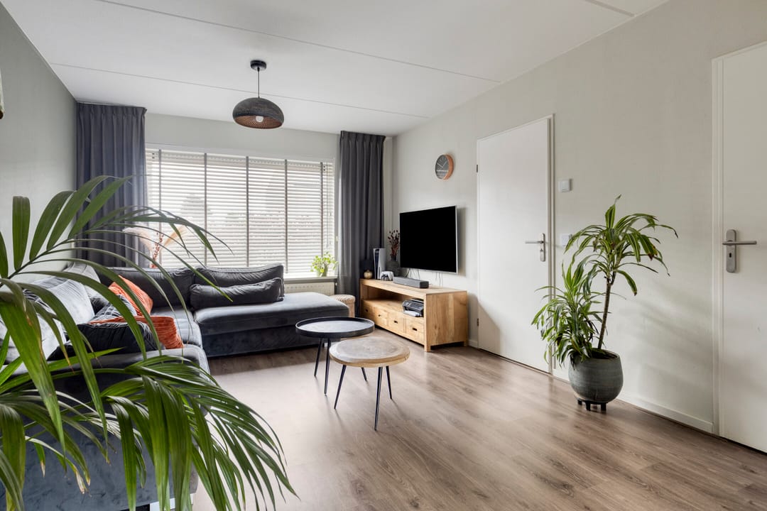 Foto 11 van Julianastraat 24