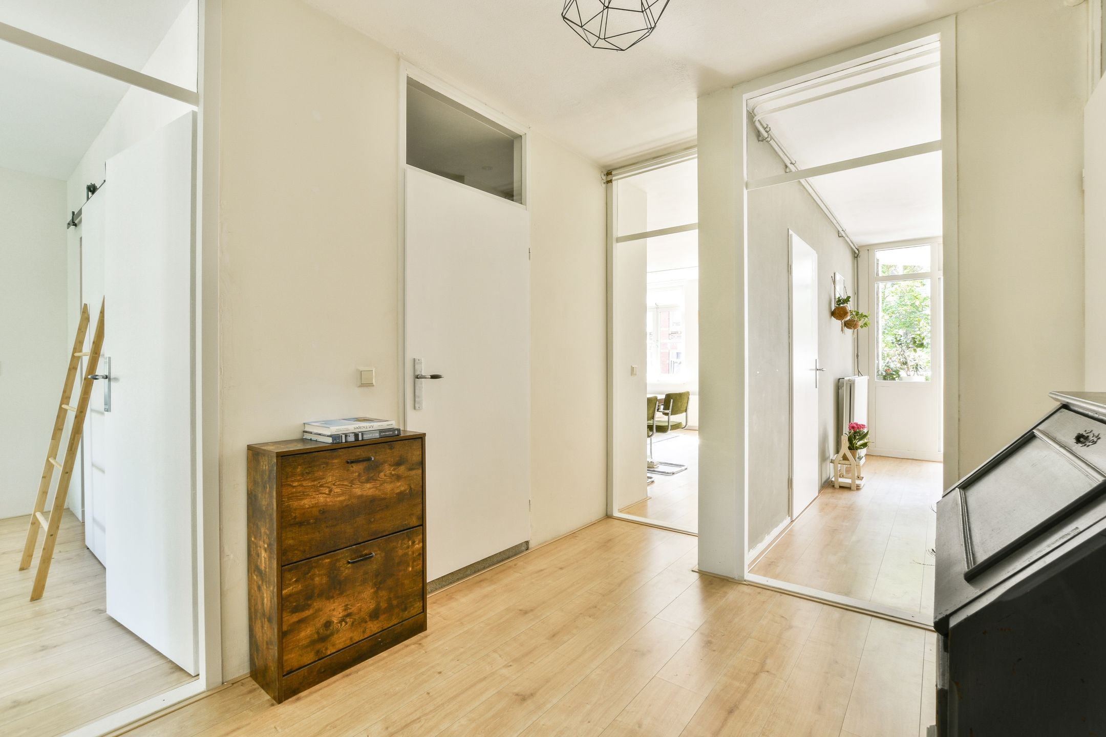 Photo 12 of Tweede Oosterparkstraat 185-B