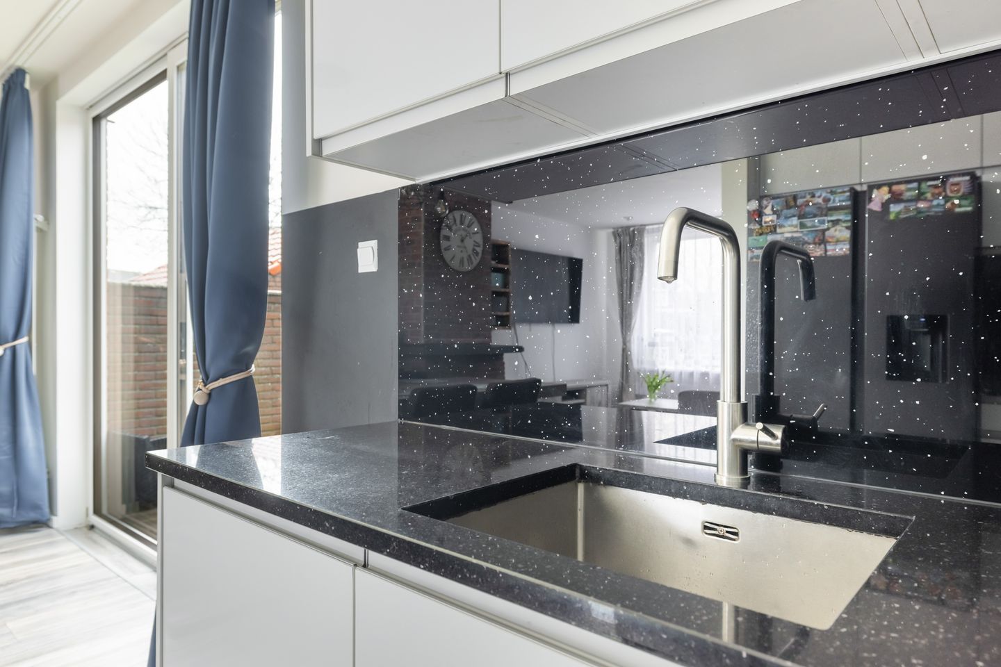 Photo 19 of Johan Willem Frisostraat 9