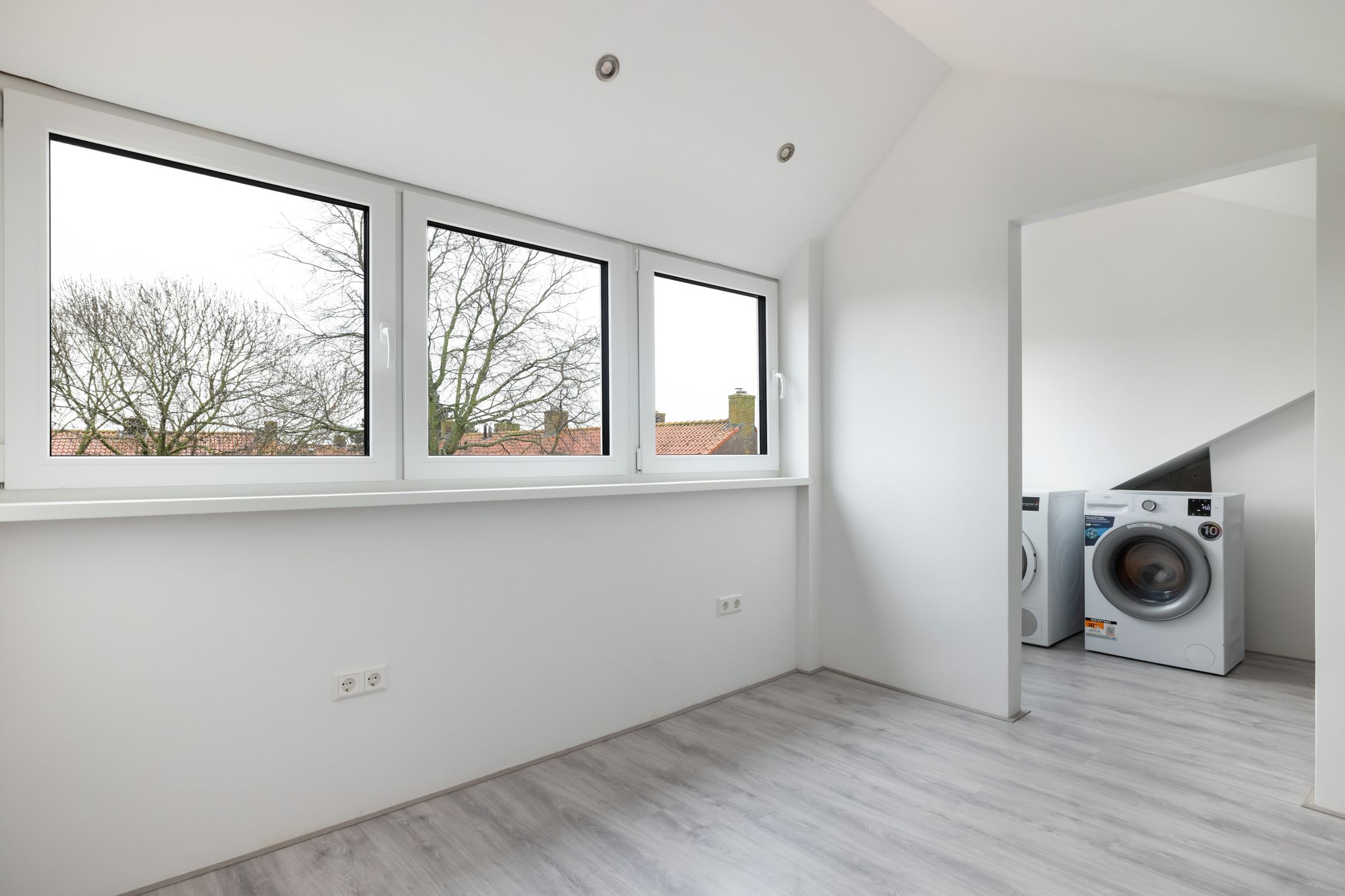 Photo 42 of Johan Willem Frisostraat 9