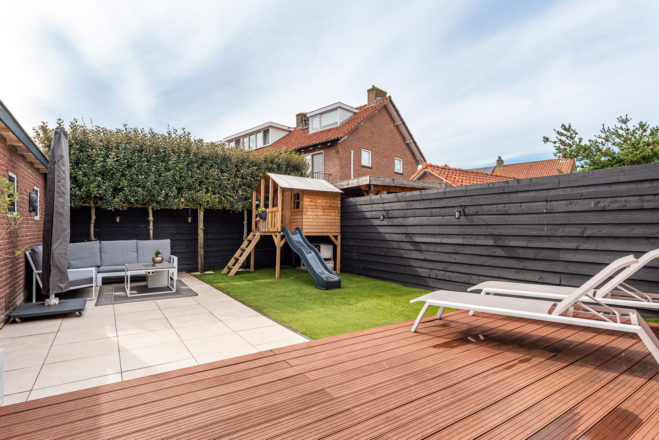 Spacious corner home with south-facing garden and garage in Loosdrecht — 15