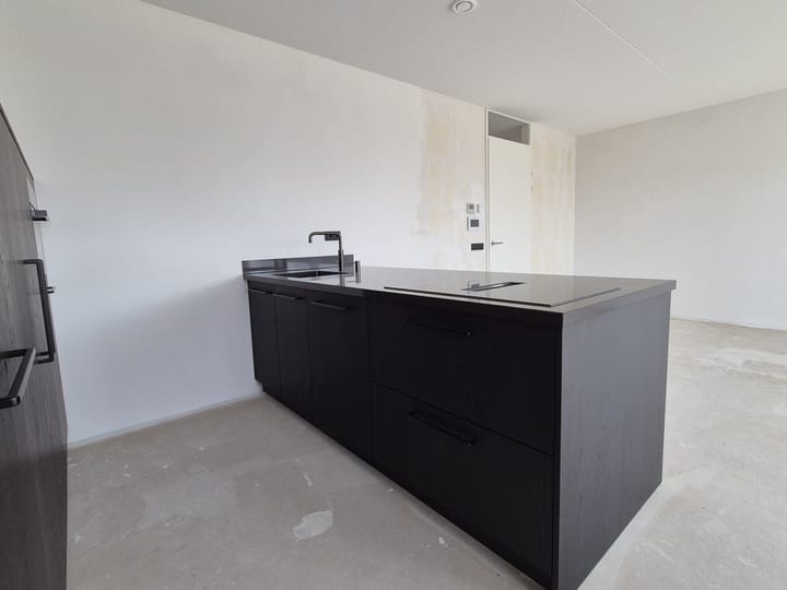 Photo 3 of Waterlelie 39