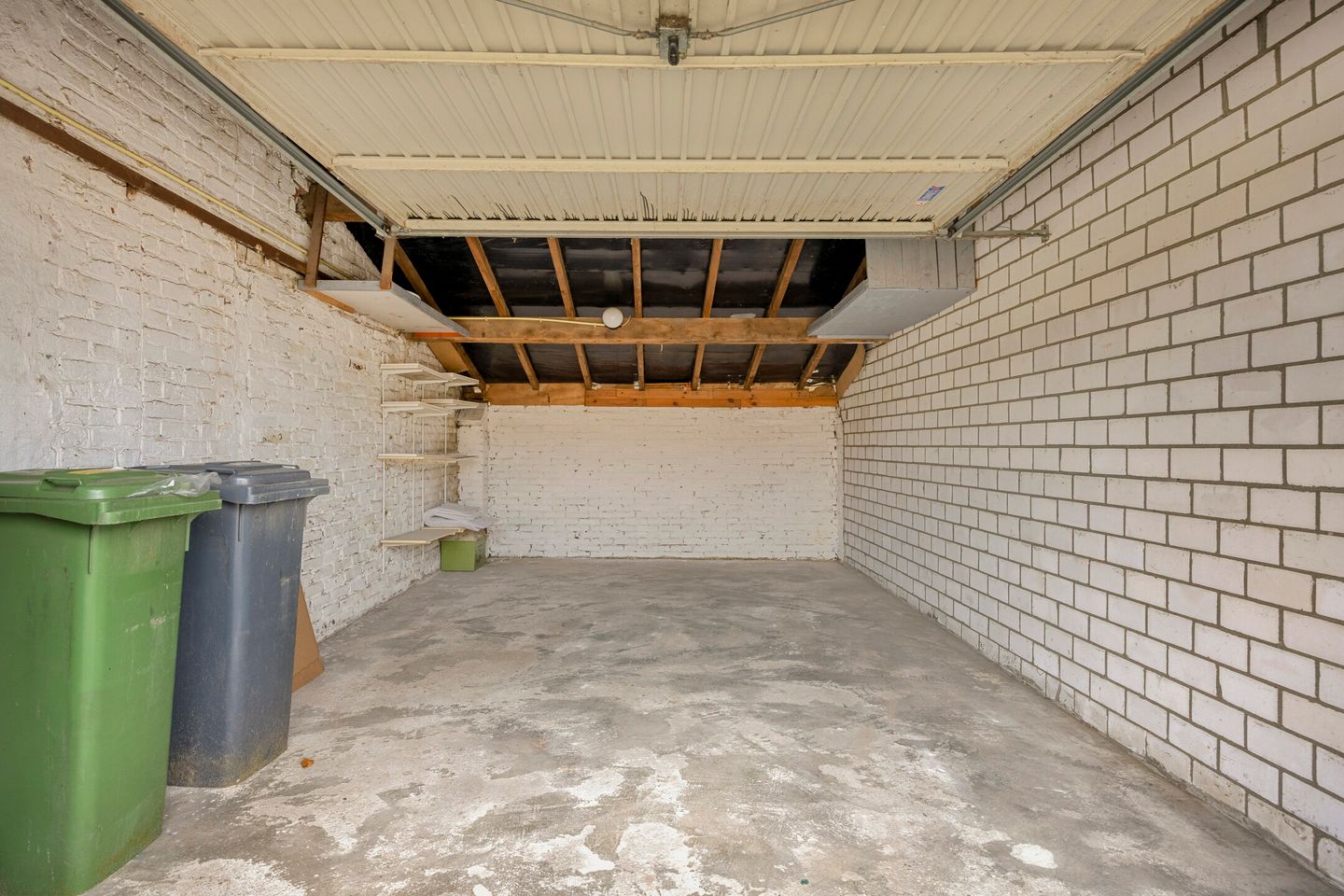 Foto 34 van Kraakstraat 8-B