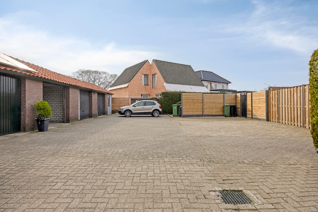 Foto 37 van Kraakstraat 8-B