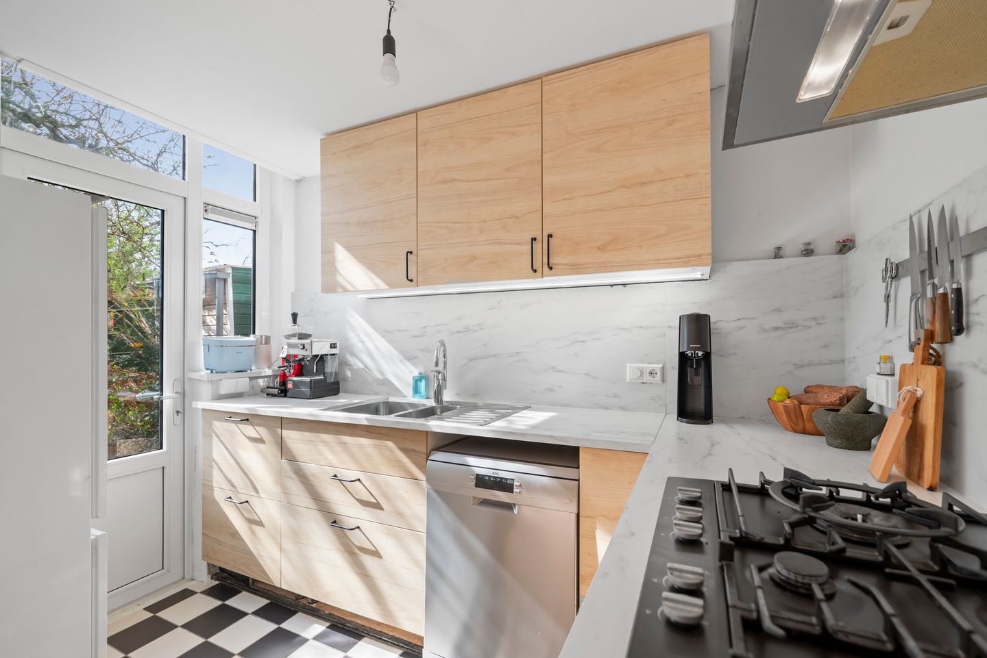 Foto 20 van Van Egmondstraat 13-ZW