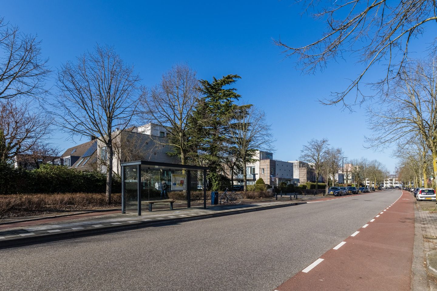 Spacious corner home with garden, roof terrace, and garage in Voordorp — 61