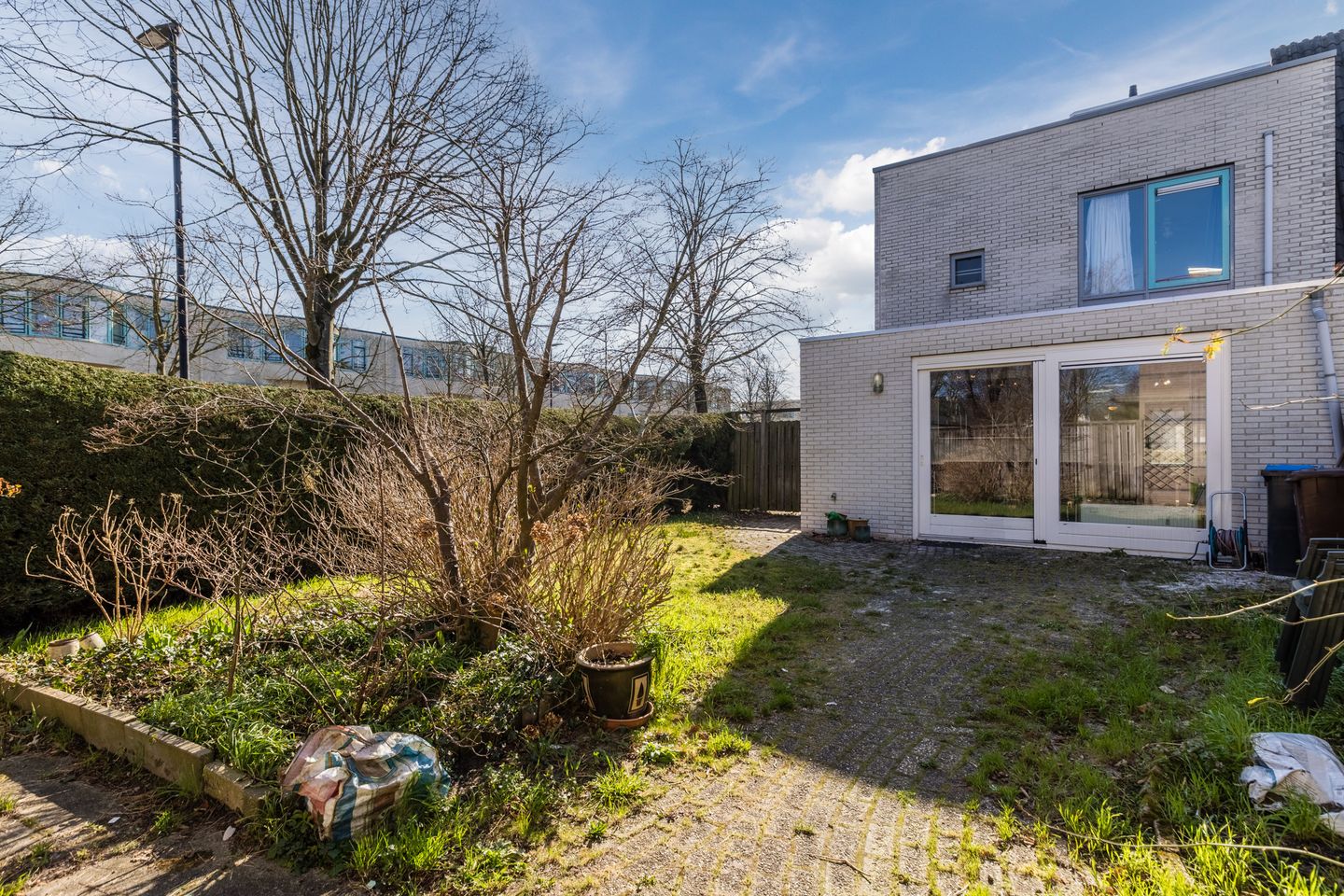 Spacious corner home with garden, roof terrace, and garage in Voordorp — 16