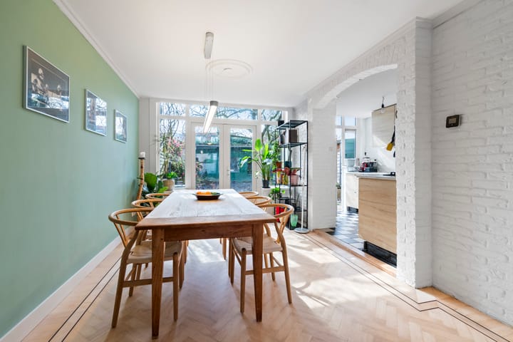 Photo 3 of Van Egmondstraat 13-ZW