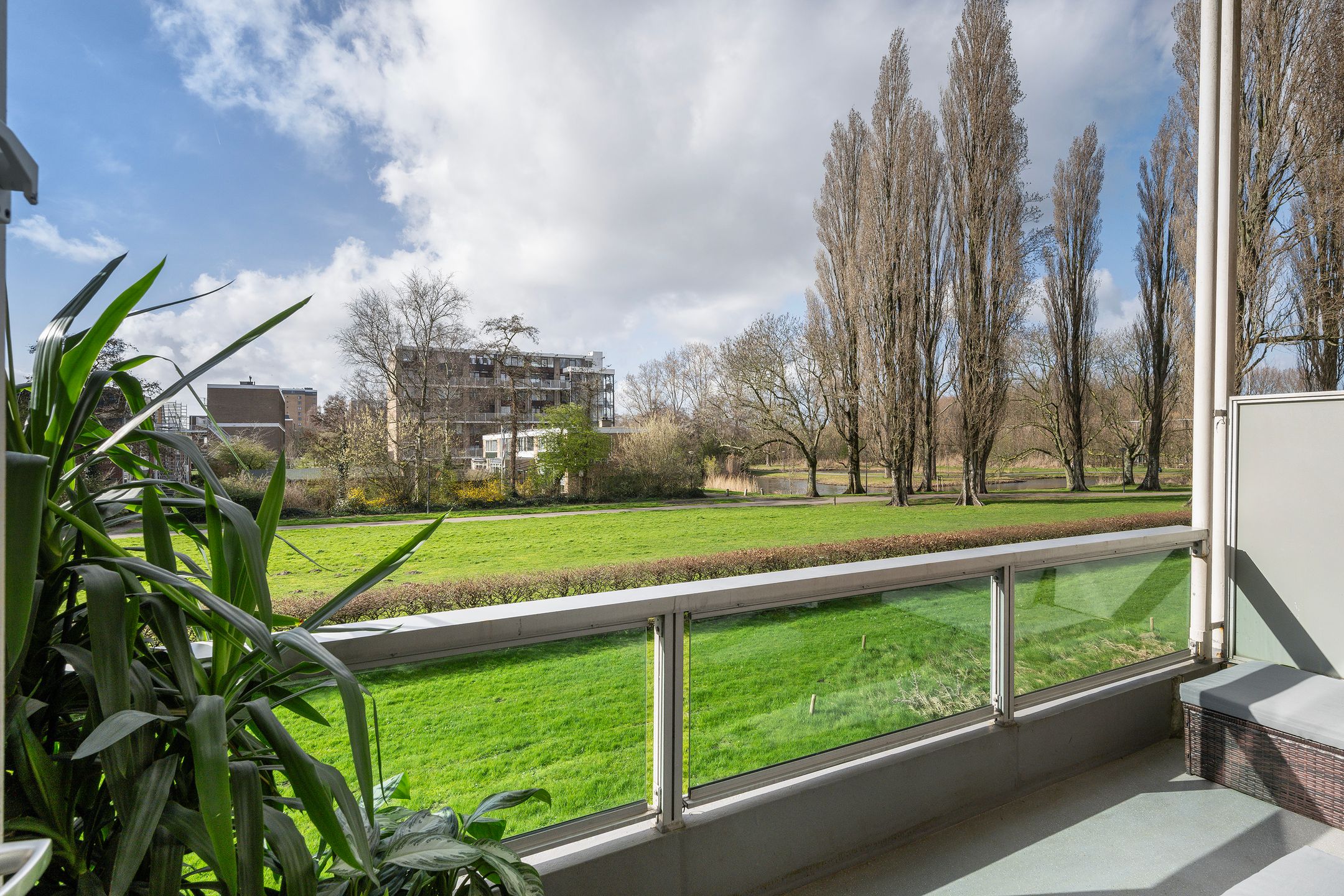 5-Room Maisonette with Sunny Balcony Near Nature — 17