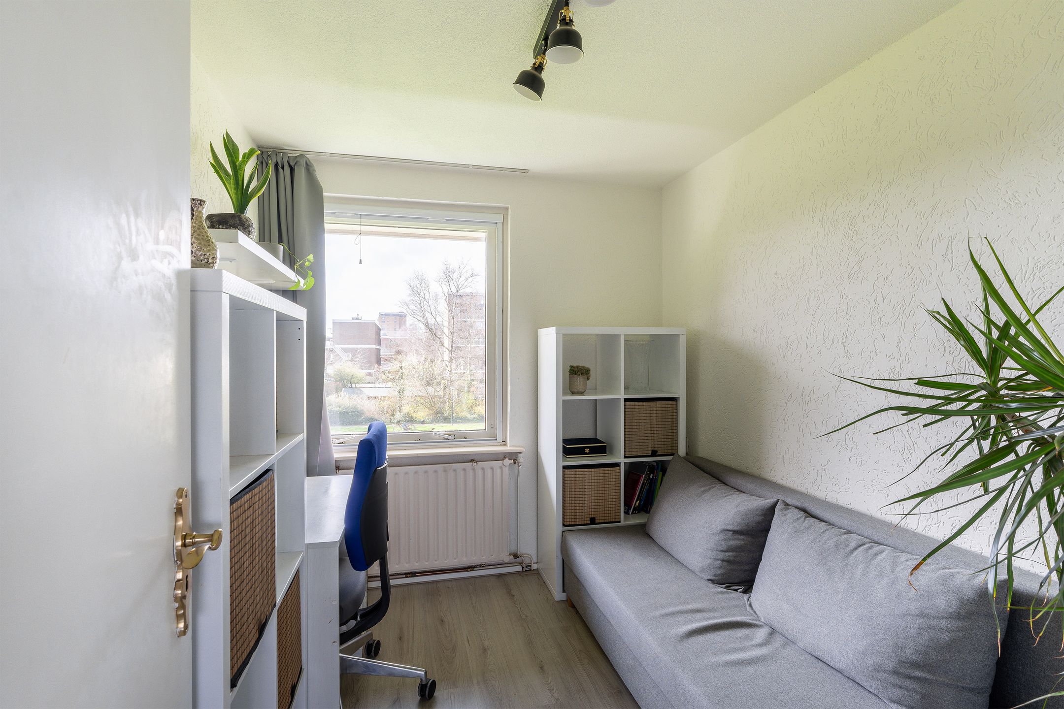 5-Room Maisonette with Sunny Balcony Near Nature — 29