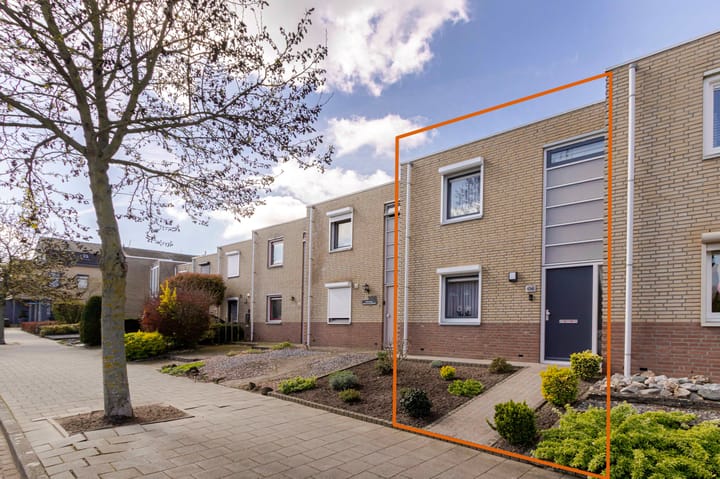 Foto 2 van Mgr. Feronlaan 106