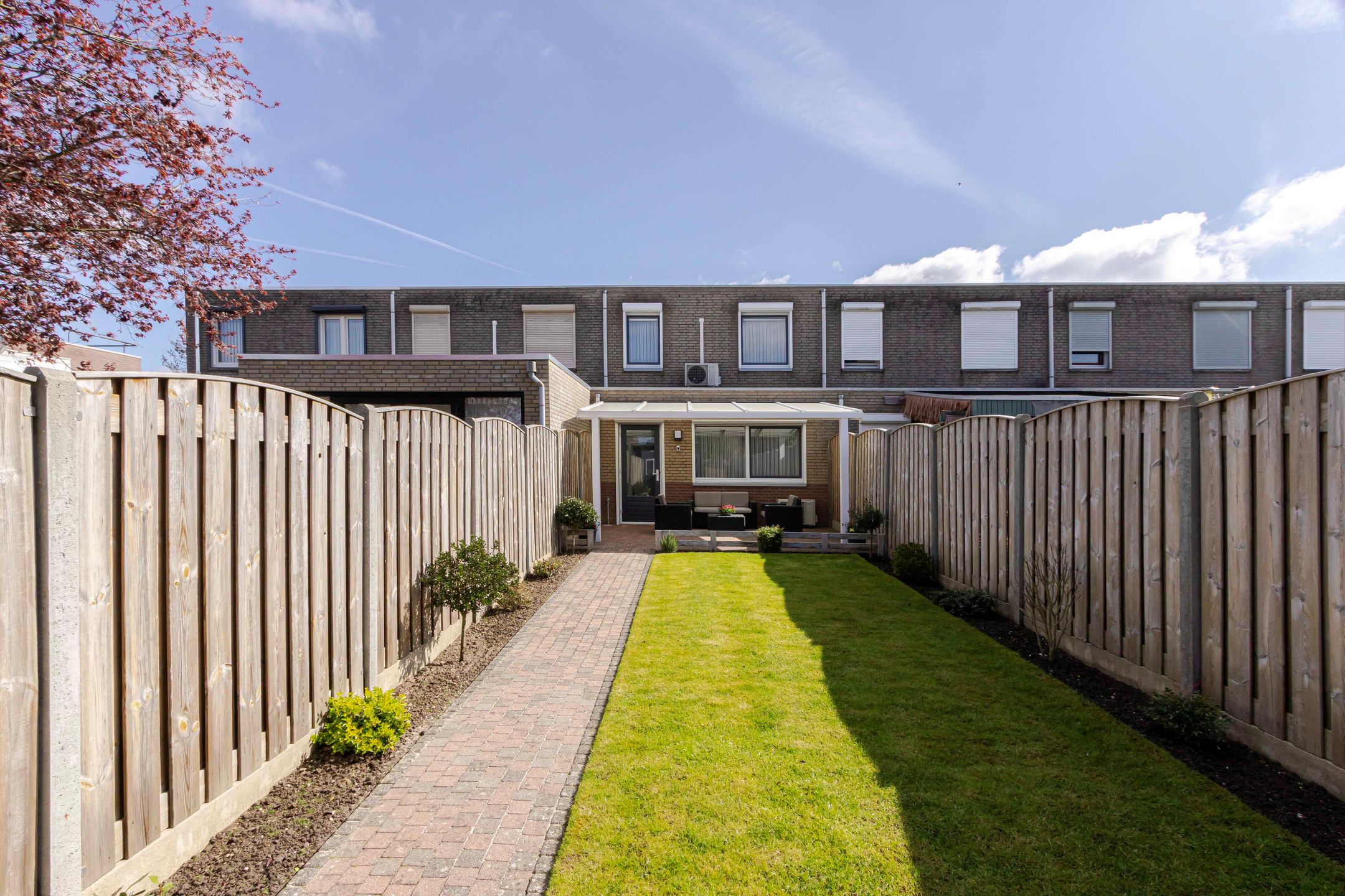 Foto 33 van Mgr. Feronlaan 106