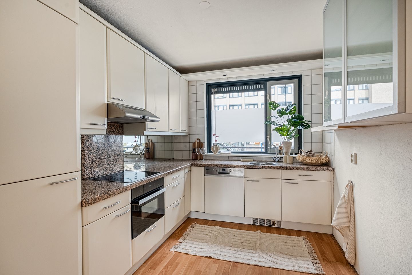 Photo 5 of Parmentierweg 121