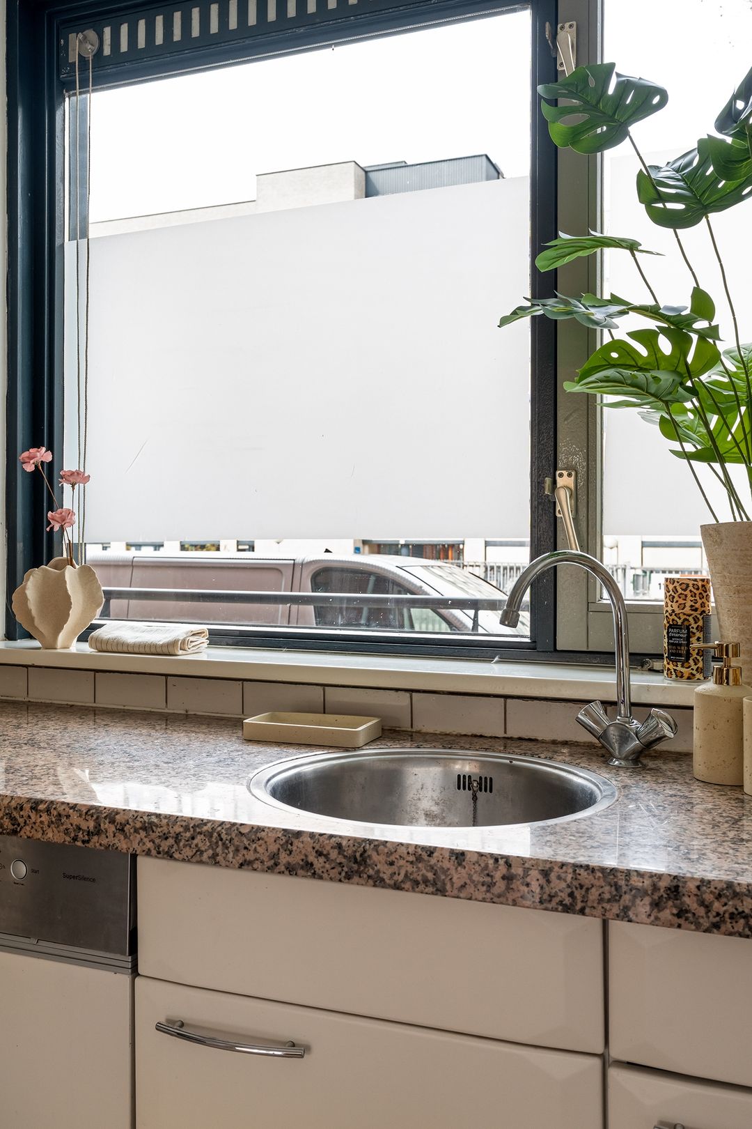 Photo 7 of Parmentierweg 121