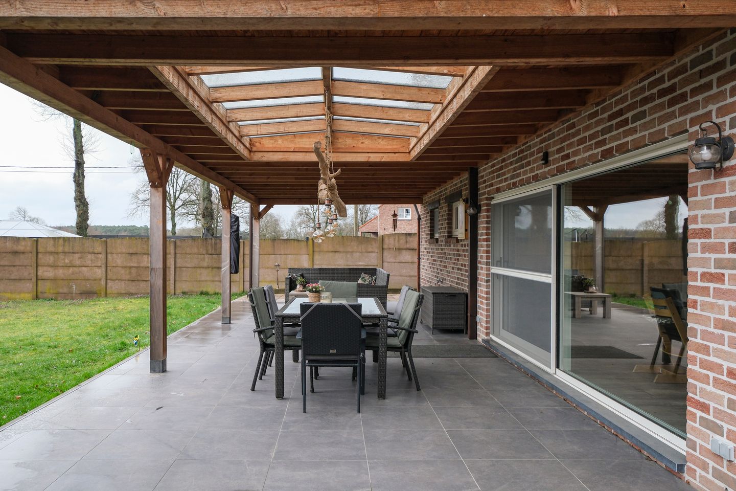 Renovated Detached Family Villa with 4 Bedrooms in Green Hechtel — 25