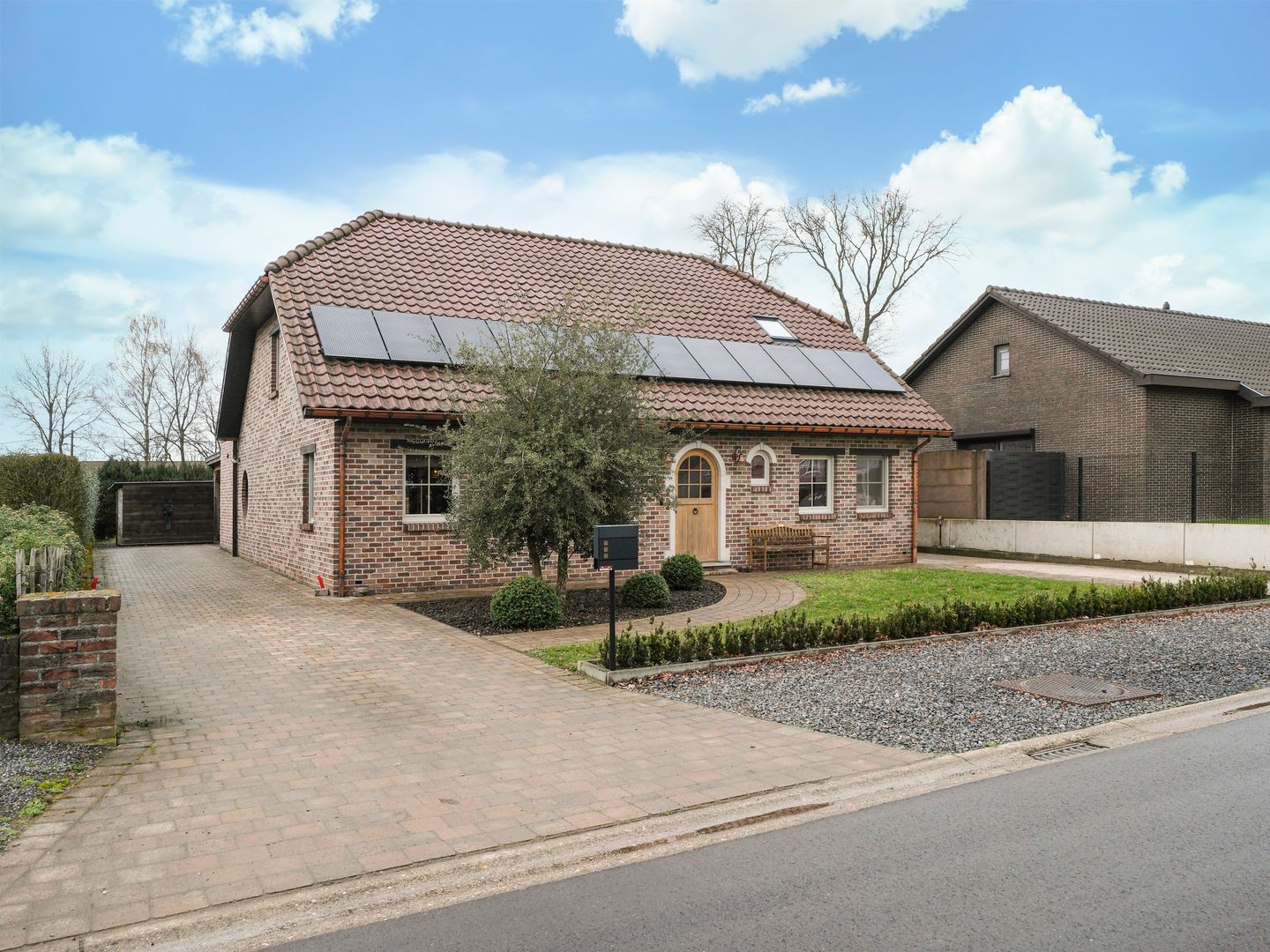 Renovated Detached Family Villa with 4 Bedrooms in Green Hechtel — 29