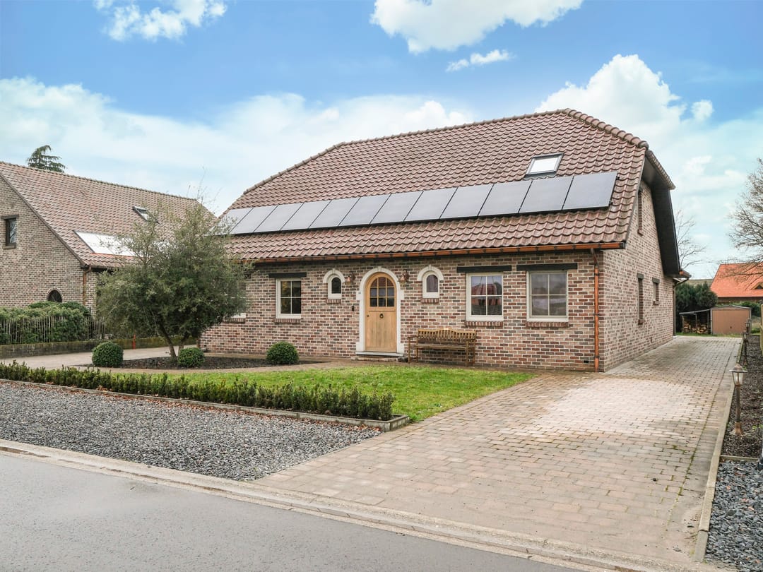 Renovated Detached Family Villa with 4 Bedrooms in Green Hechtel — 30