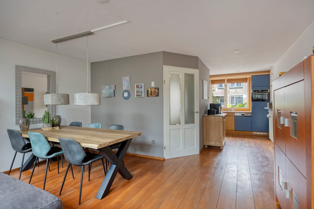 Spacious Family Home with Extended Living Room and Sunny Southwest Garden in Klapwijk — 13